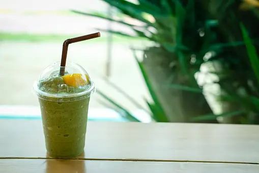 Matcha Mango Smoothie