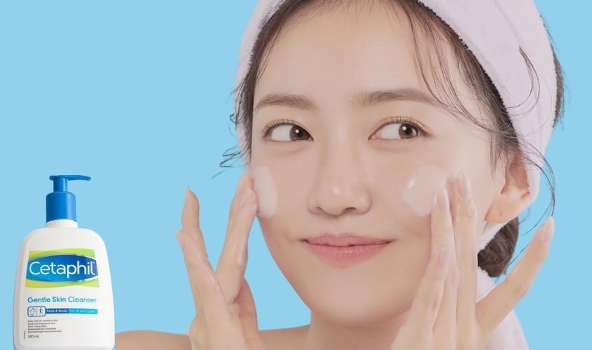 Who should use Cetaphil cleanser?